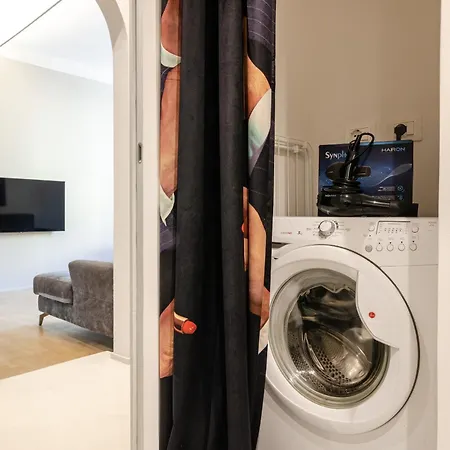 Luxury 2bed In Location Apartment *
