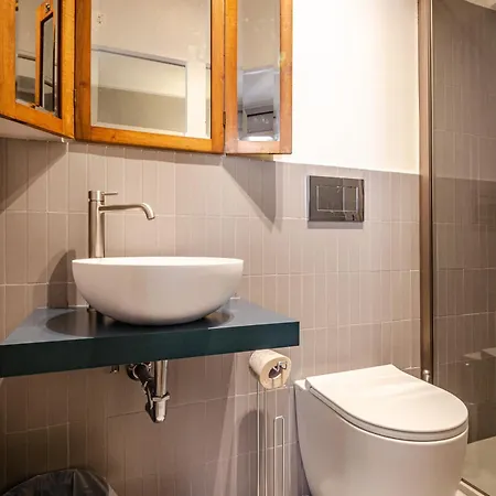 Luxury 2bed In Location *