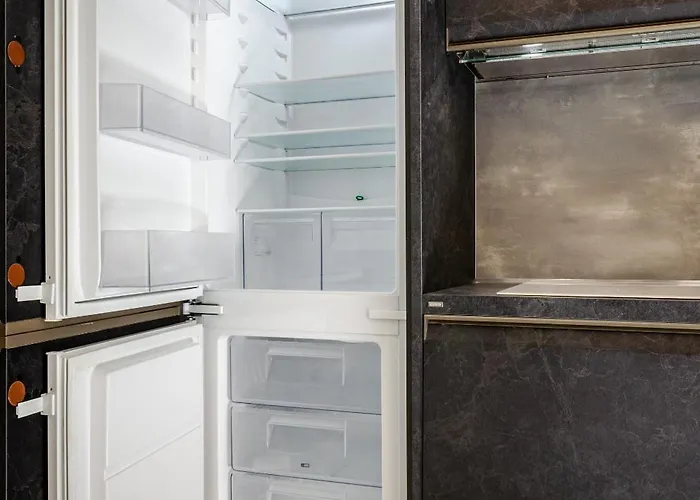 Luxury 2bed In Location *